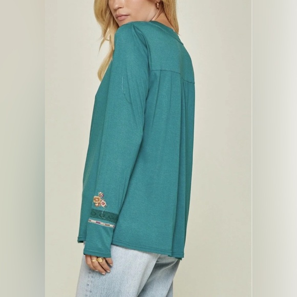 Savannah Jane teal embroidered top - Picture 9 of 9